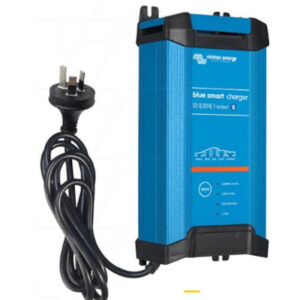 Blue Smart IP22 SLA/LiFePO4 12V 30A Single Charger BPC123047012